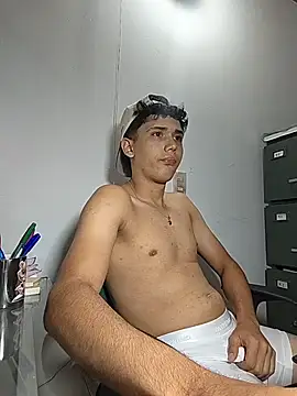 SrJacobs Show in webcam