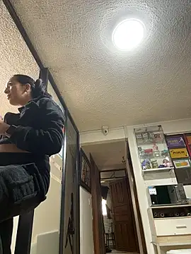 SALOME_KORLANDのウェブカメラショー