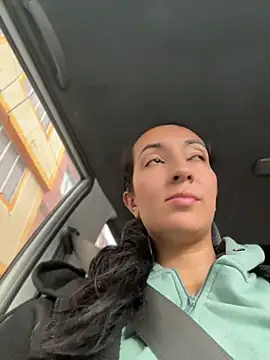 Show modela SALOME_KORLAND na web-kameri