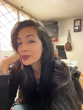 Show modela SALOME_KORLAND na web-kameri