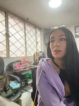 XXX chat uživo modela SALOME_KORLAND