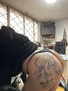 SALOME_KORLAND Pertunjukan Webcam