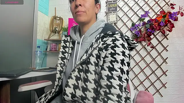 SALOME_KORLAND 在線直播表演
