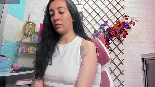 Show modela SALOME_KORLAND na web-kameri