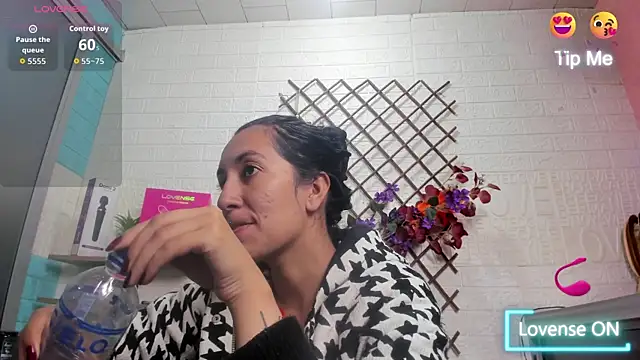 SALOME_KORLAND Show in webcam