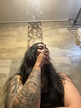 SALOME_KORLANDn Webbikameraesitys