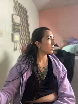 הופעת וובקאם של SALOME_KORLAND