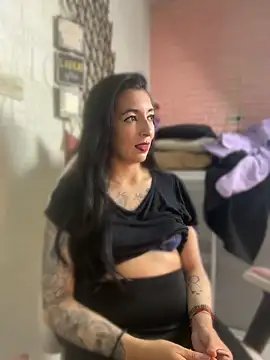 SALOME_KORLANDn Webbikameraesitys