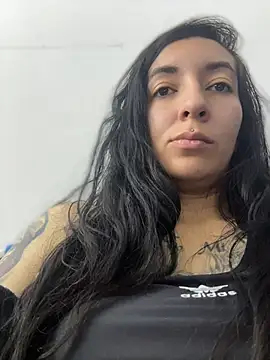 Show modela SALOME_KORLAND na web-kameri