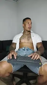 David_tatto1 Pertunjukan Webcam
