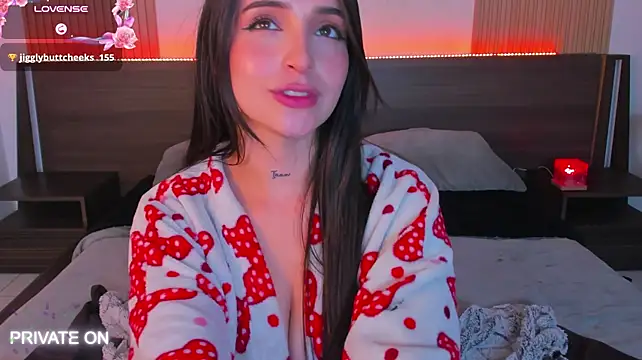 عرض  كام samanthaa_moon