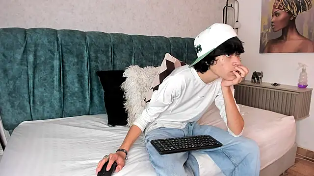 Diamond_twink webcam show