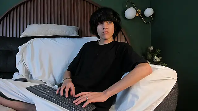 Вебкам-шоу Diamond_twink