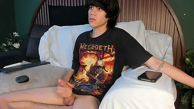 Diamond_twink Pertunjukan Webcam