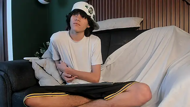 Diamond_twink Webcam Show