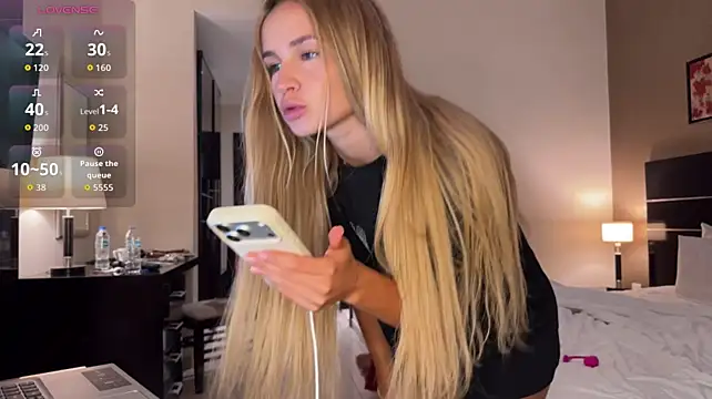 Sexy_Katze's Webcam Show