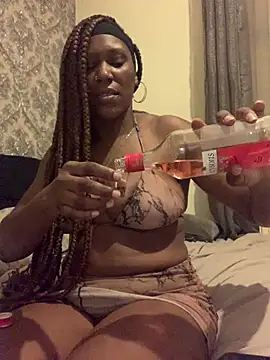 Show modela Risque_RhiannaX na web-kameri