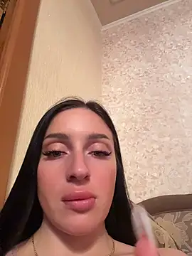 Soft_Pleasure Adlı Modelin Canlı XXX Sohbeti