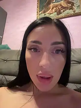 Soft_Pleasure Adlı Modelin Canlı XXX Sohbeti