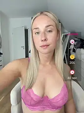 celis_secret Pertunjukan Webcam