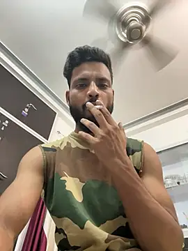Webkamerová show muscularboyhot
