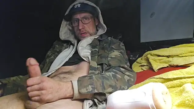 הופעת וובקאם של MisterMadison44