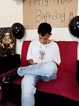 andrewcoopper1's Live XXX Chat