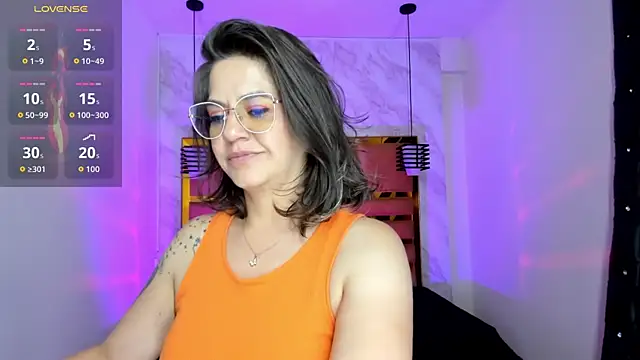 Luciifeer_ Chat XXX in diretta