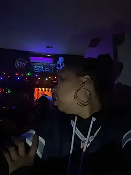 honeycombhalo's Webcam Show