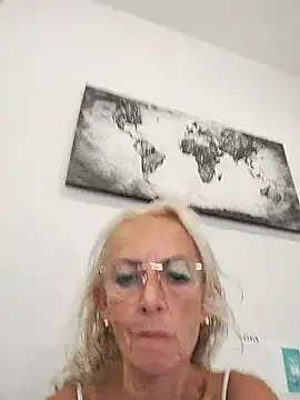 clarabell4 Webcam show
