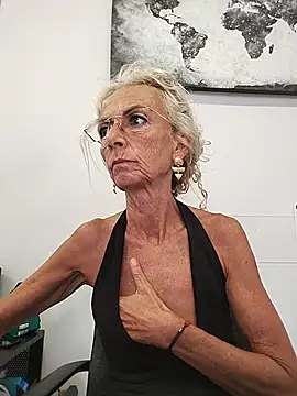 clarabell4 Webcam show