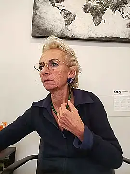 clarabell4's Live XXX Chat