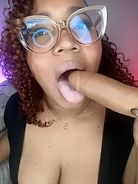 milee_baby 网络视讯表演