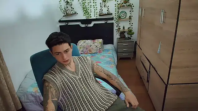 santii_ss Show Webcam