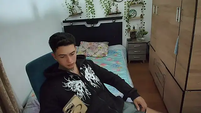 santii_ss 网络视讯表演