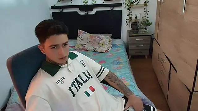 santii_ss – webcam-show