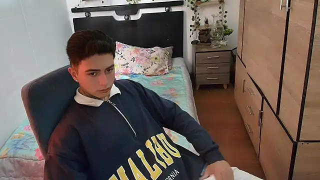 santii_ssn Webbikameraesitys