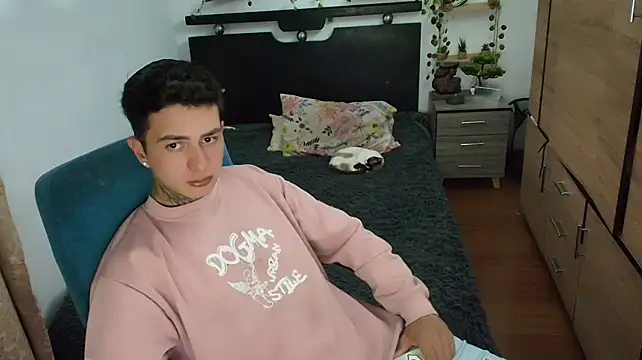 santii_ss Show Webcam