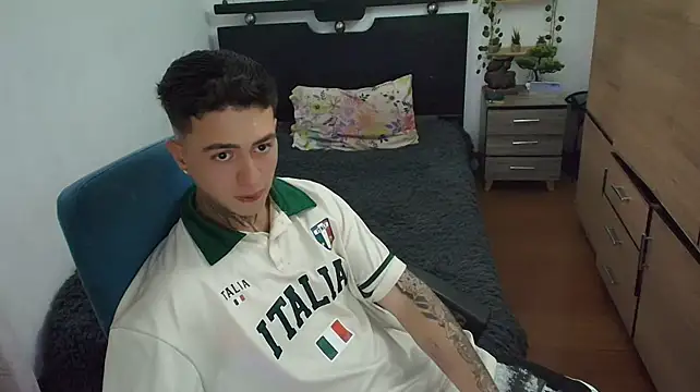 santii_ss webcam show