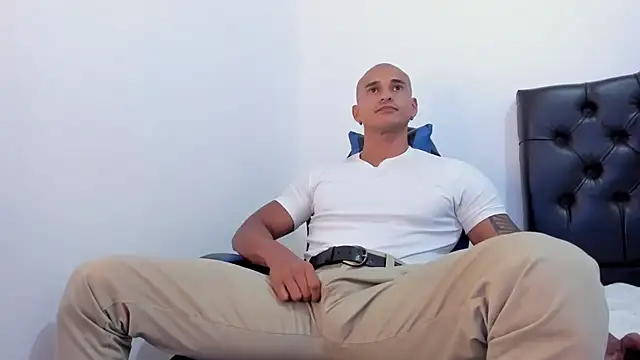 doublefun24: διαδικτυακό σόου στην κάμερα