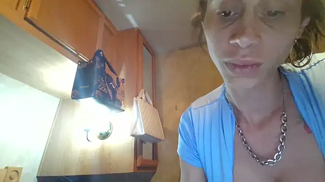 lolateton Show in webcam