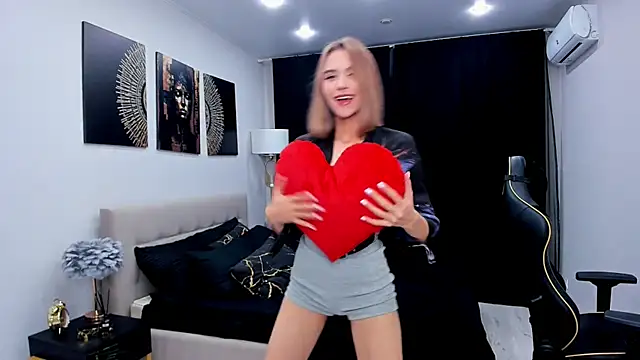 EllaCurtis 现场XXX聊天