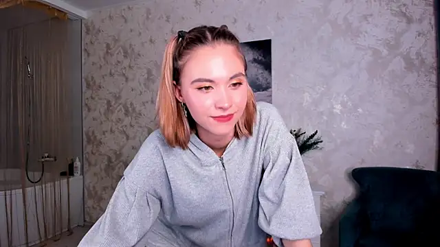 EllaCurtis' Live XXX Chat