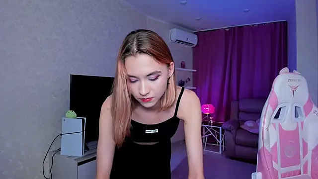 XXX chat uživo modela EllaCurtis
