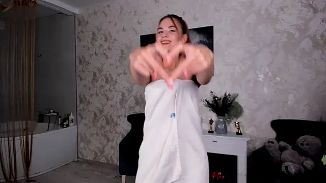 دردشة EllaCurtis الجنسية المباشرة