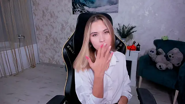 EllaCurtis' Live XXX Chat