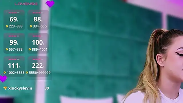 LucyLextonX Chat XXX live
