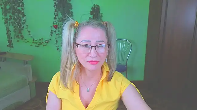 Chat +18 de Habibi_Honeyy ao vivo