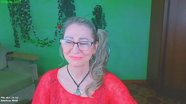 Habibi_Honeyy Adlı Modelin Web Kamerası Şovu