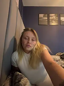 Sky25x's Webcam Show